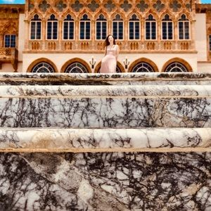 Meet your Posher, Mileydis